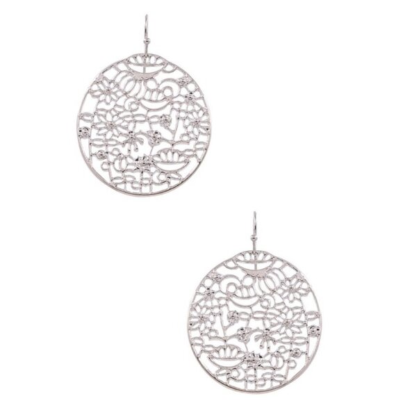 SYDNEE SILVER LASER CUT DROP EARRINGS - Picture 1 of 1